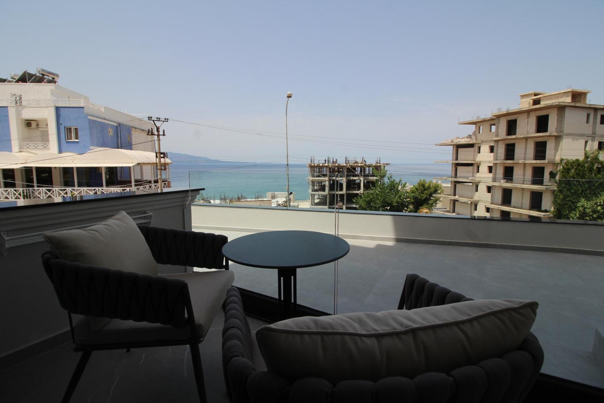 Rozafa Palace Hotel Sarandë Rum bild